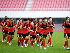 中国女足备战稳扎稳打，培养球队默契